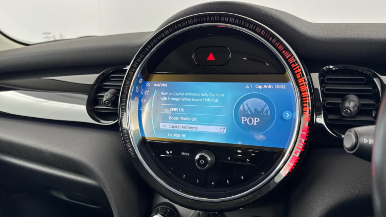 MINI Hatchback 1.5 Cooper Classic 5dr Auto [Nav Pack] Petrol Hatchback